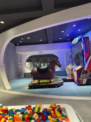 -MINI MARS 脚下的城市乐园·餐饮·派对(静安江宁店)