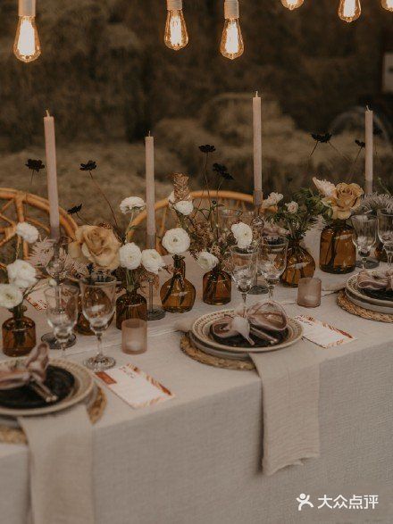 谷仓里的波西米亚婚礼  我喜欢这干草垛