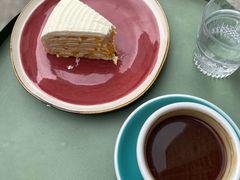 -Be Lived Cafe比例咖啡(摩天轮店)