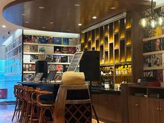 -安妮意大利餐厅(世贸天阶店)