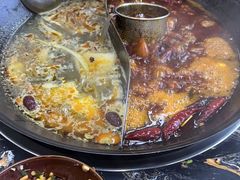 -乖嬢嬢重庆老火锅(南联店)