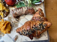 -Mark&Mars Restaurant