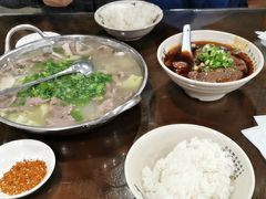 -杨三娘跷脚牛肉(羊子山西路店)