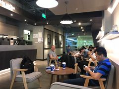 -瑞幸咖啡(1+1大厦店)