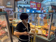 面包甜点陈列柜-东哥面包(江宁大润发店)