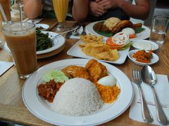 -关夫人餐厅(阳光广场店)