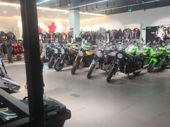 -川崎北京风火轮店