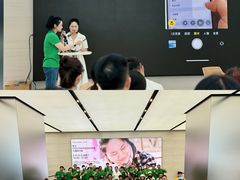 -Apple零售店(玄武湖店)