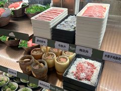 -楠小云·云南鲜菌·鲜牛自助火锅(九眼桥店)