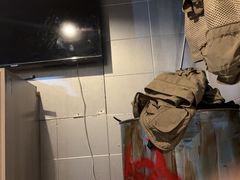 -荒岛实景沉浸密室(江汉路1店)