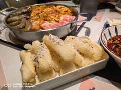 -黄记煌三汁焖锅(新佳丽江汉路店)