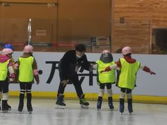 -冠军冰场(环球中心店)