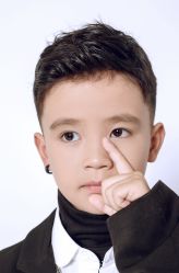 -熊猫叔叔高端儿童摄影(清江商场店)