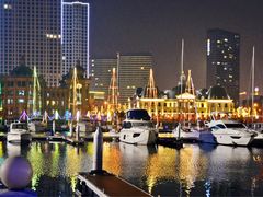 -东港音乐喷泉广场