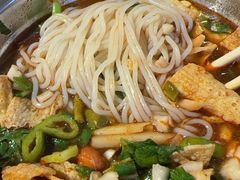 -柳州肥姨妈大骨螺蛳粉(沙河店)