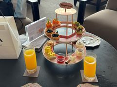 -亚龙湾喜来登·美景台大堂吧