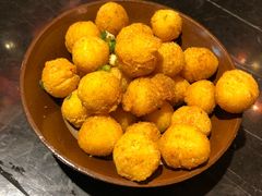 -巴四老城区炭火蛙锅(张江店)
