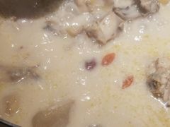 -煲宫猪肚鸡(昆山金鹰国际购物中心店)