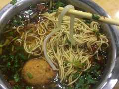 -覃肥叔桂林米粉(粮道街店)