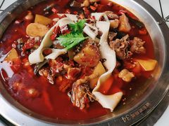 -晓彭肥肠鸡·泡椒鸡火锅(水木天地店)