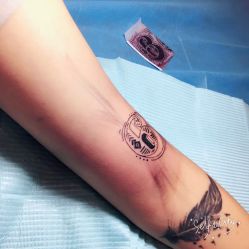 -越域刺青