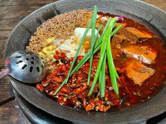 -四小区火锅·巷子里的重庆火锅(花照壁店)