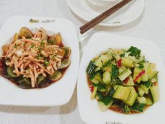 -张大师鸭爪爪特色干锅(南湖店)