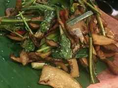 -云海肴·汽锅鸡·云南菜(天山百盛优客店)