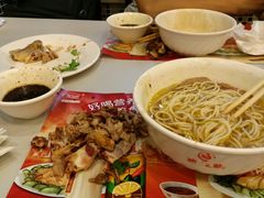 -月亮房·白斩鸡(娄山关路店)