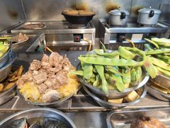 -妈妈家铁锅炖(景诚园综合楼店)