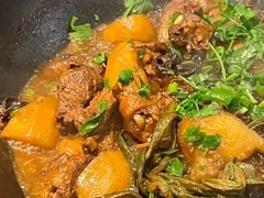 -锅老头海鲜铁锅炖