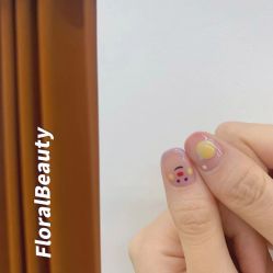 -济南花里美甲美睫