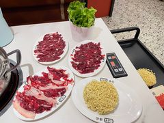 掉的火锅面-八合里潮汕鲜牛肉火锅(上海汇智广场店)