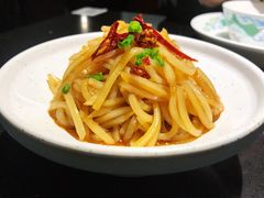土豆先生-老头儿油爆虾·知味杭州(爱琴海购物中心)