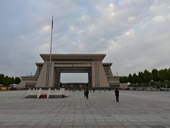 -霍尔果斯国门景区