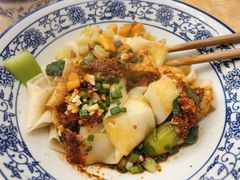 油泼面-郑家山村凉皮 肉夹馍 油泼面