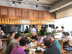 大堂-新万鑫银丝面·非遗无锡味(惠山古镇店)
