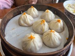 蟹粉小笼包-忆秦园小笼包(惠山古镇总店)