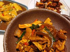 干烧带皮小黄牛-香香海南菜餐厅