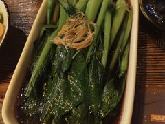 白灼菜心-胡桃里音乐酒馆(环亚凯瑟琳广场店)