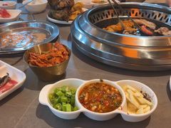 -黑金·寻焰自助百汇·烤肉·火锅(中街店)