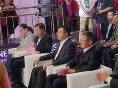 -瑞虹新天地月亮湾