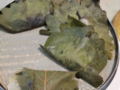 饽椤叶饼-龙香居海鲜浑锅家常菜·特色驴肉