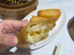 芝士鲜虾春卷-弘雅饭店