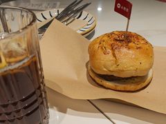 -必胜客(松雷店)