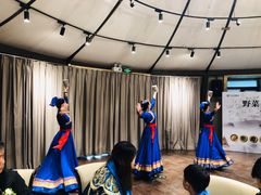 -九十九顶毡房(阜石路店)