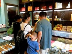 -功德林(南京西路店)