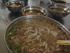 -正宗杨记普洱酸醋米线(总店)