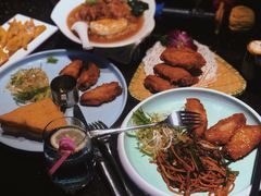 -K+全国连锁KTV(绿地缤纷天地店)