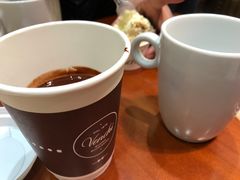 -VENCHI 闻绮(上海佛罗伦萨小镇店)